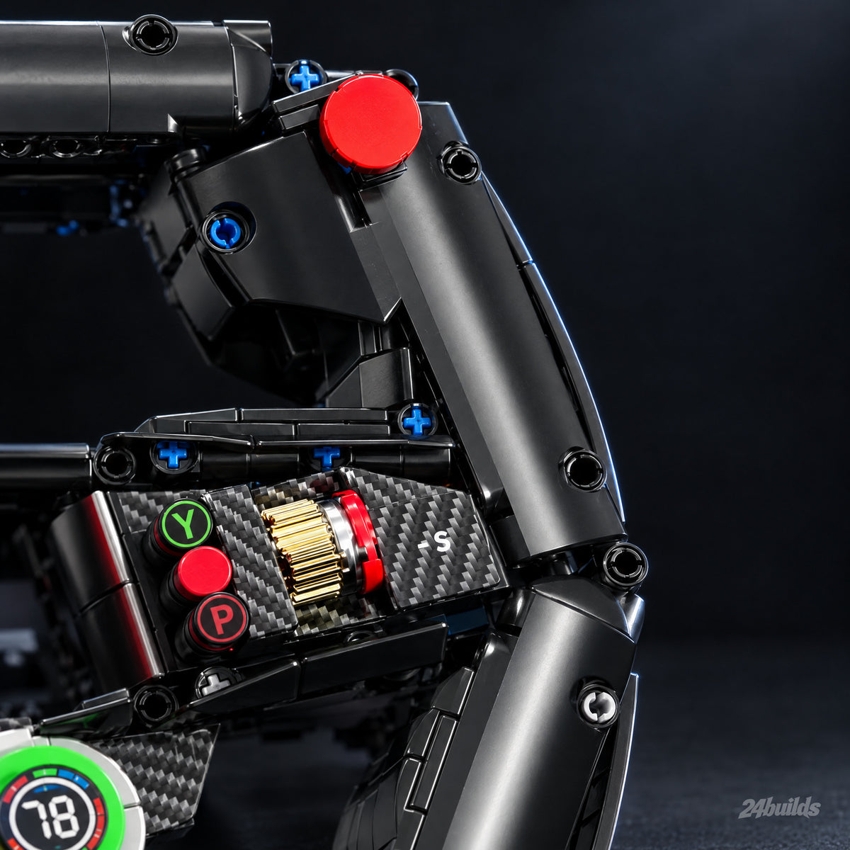 Elite Concept Steering Wheel: right hand grip of the closed rim
