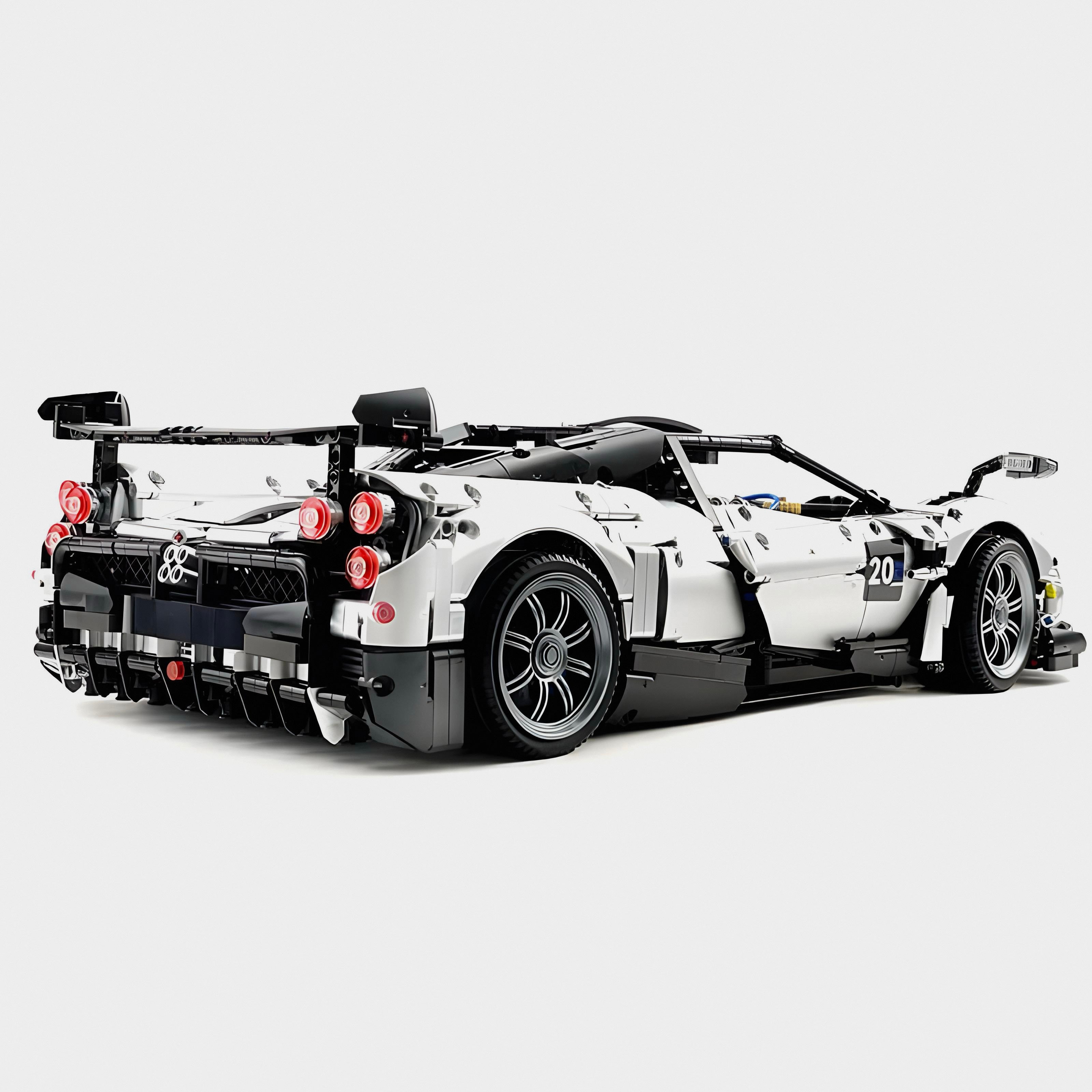 Limited Edition Metallic Huayra BC | 4710pcs