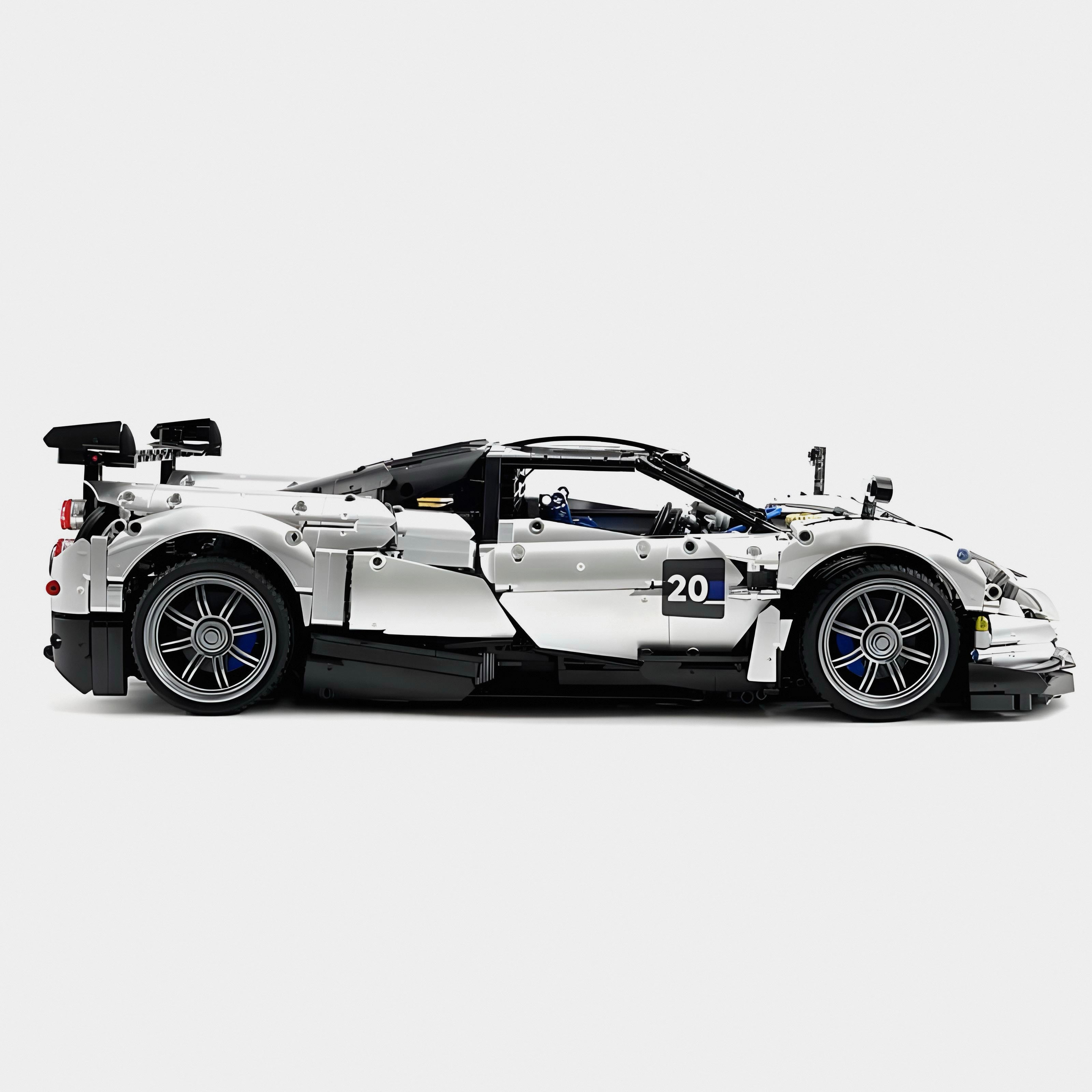 Limited Edition Metallic Huayra BC | 4710pcs