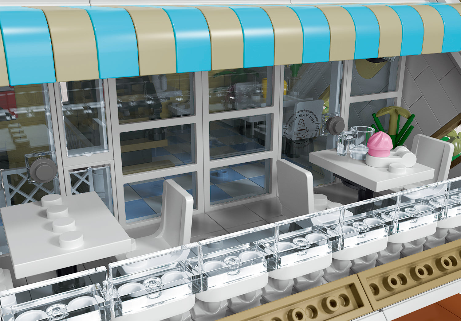 Upside Down Cafe | 3120pcs