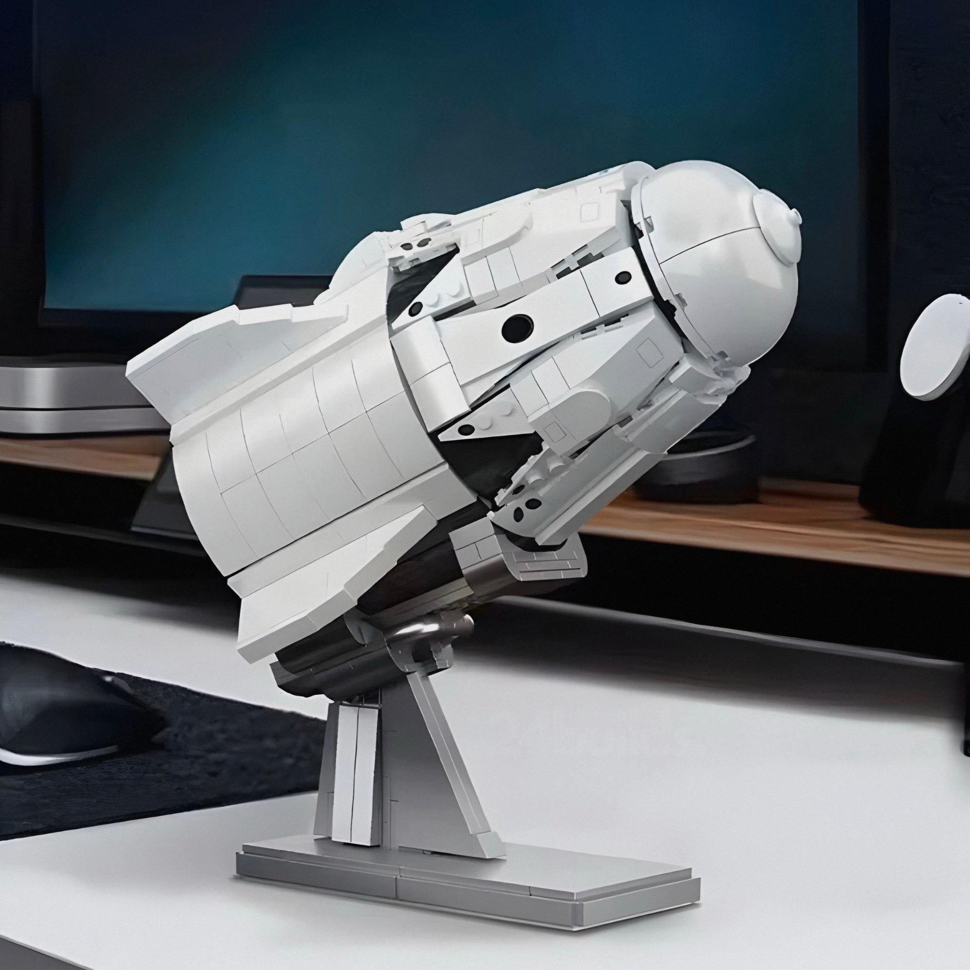 Space Capsule Explorer | 850pcs