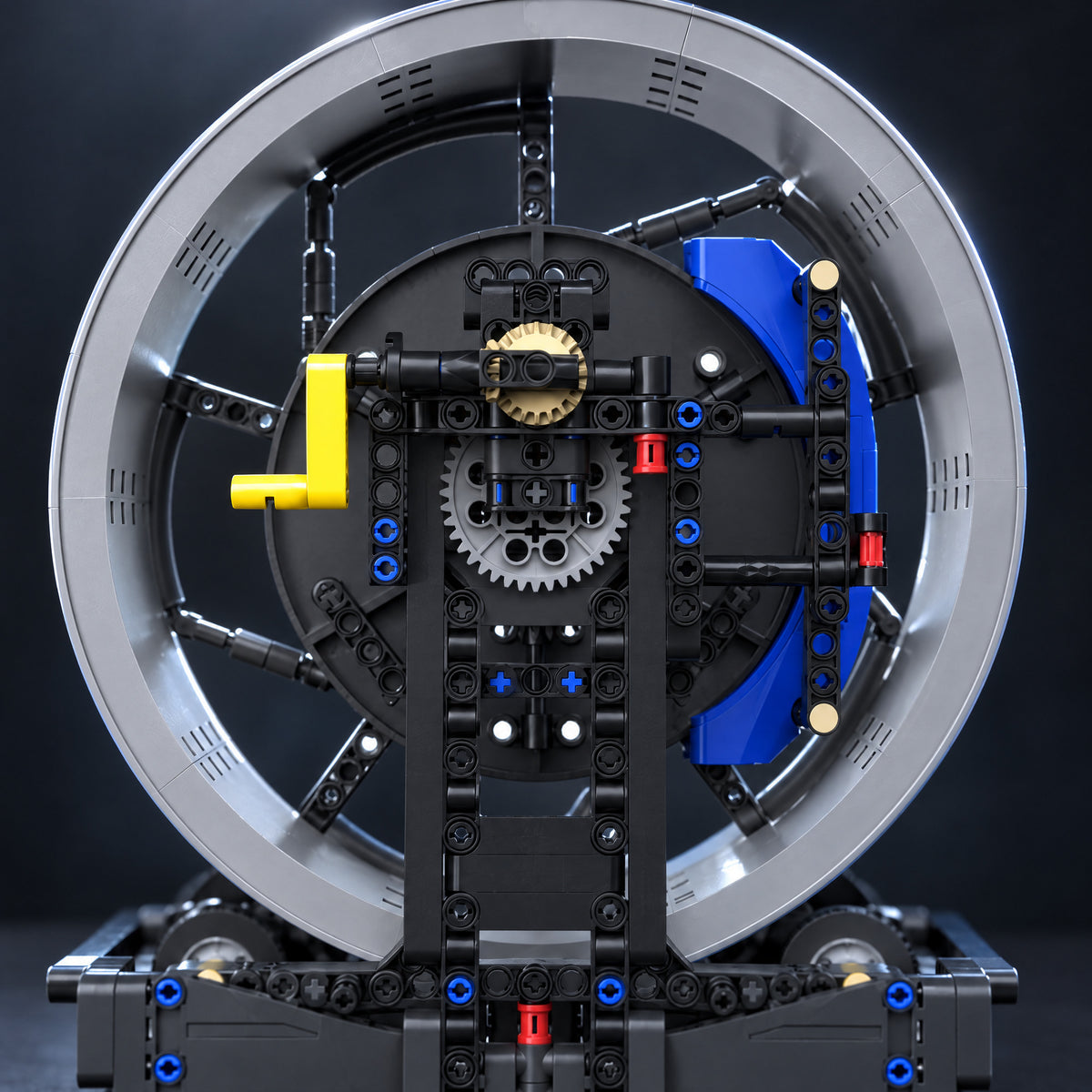 Silver Split-Spoke Wheel Hub brick model, crank handle at the back